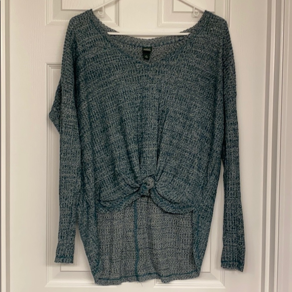 Long sleeve teal tie front top